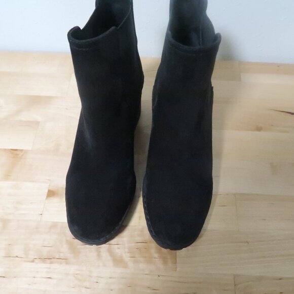 Vince Black Suede Block Heel Ankle Chealse Boots Women’s Size 7 - Picture 11 of 15
